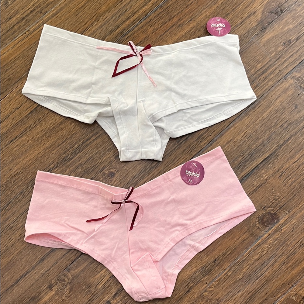Women's White and Pink Panties Set